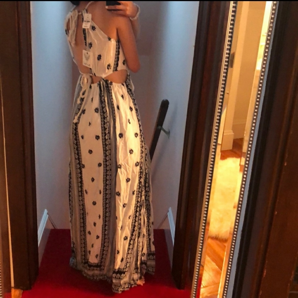 LF maxi dress with slit - Picture 3 of 4